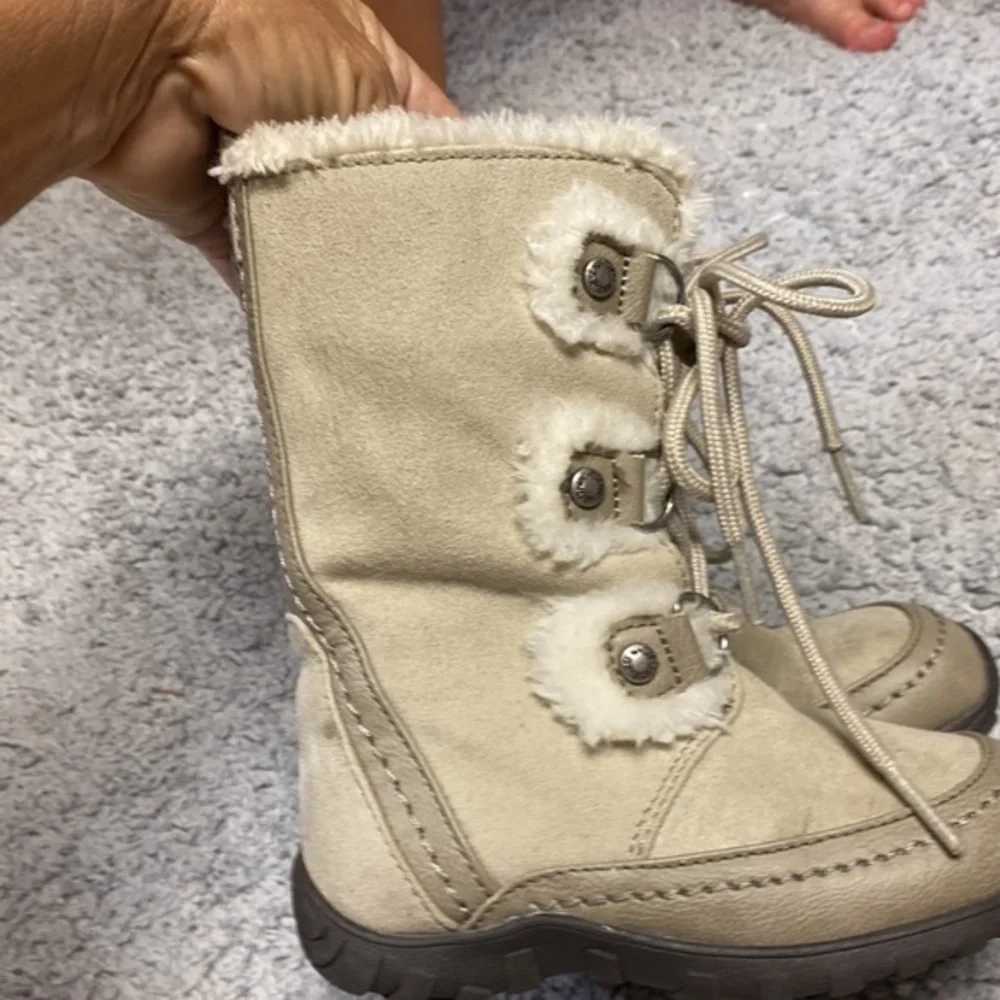 Girls boots‎